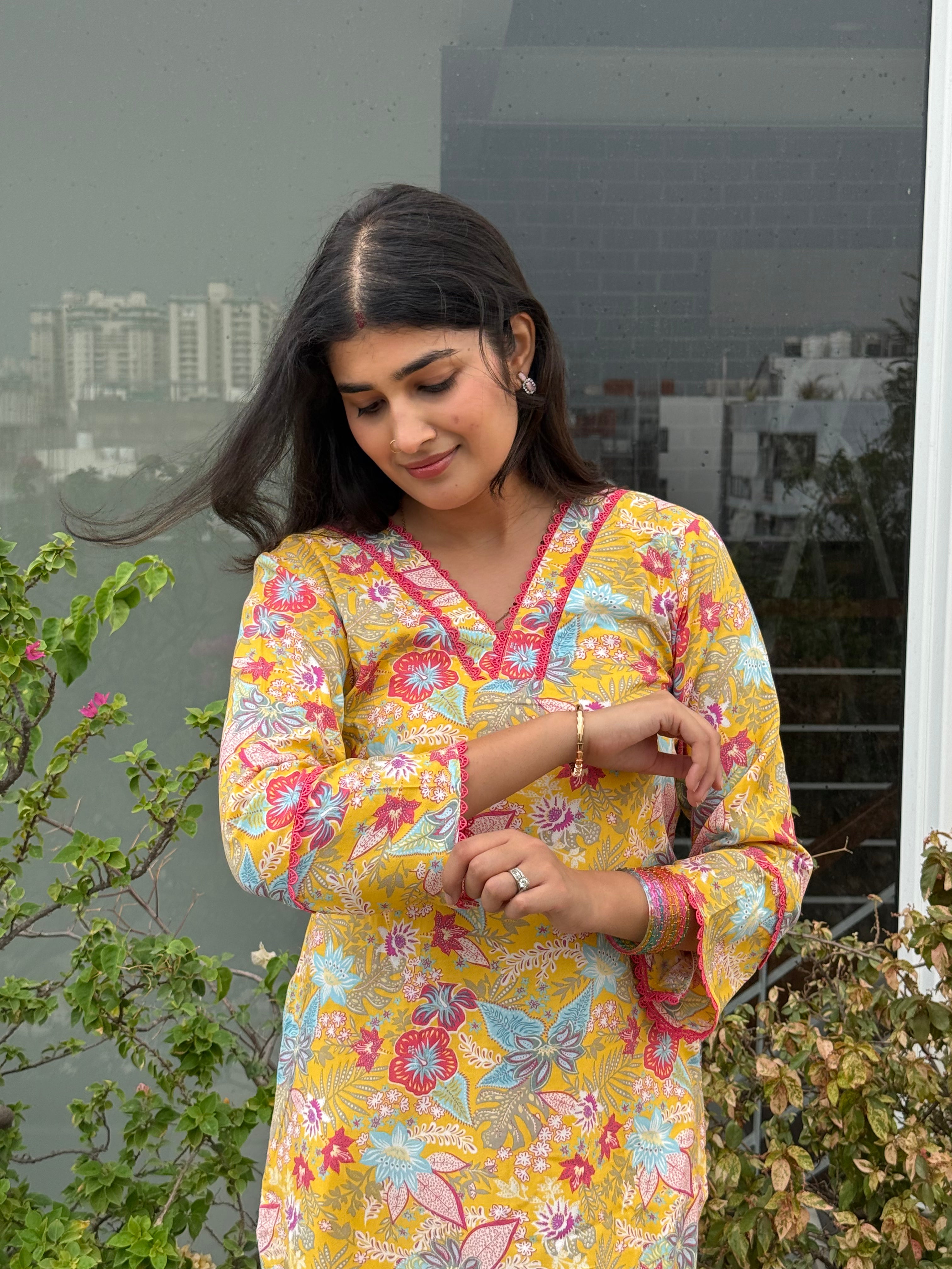 Phoolwari Kurti